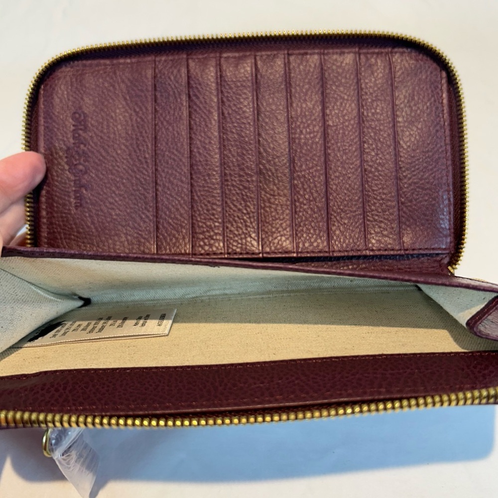 MARK & GRAHAM NWOT Wine Red Pebbled Leather Large Zip Around Wallet IPhone slot - Picture 8 of 16